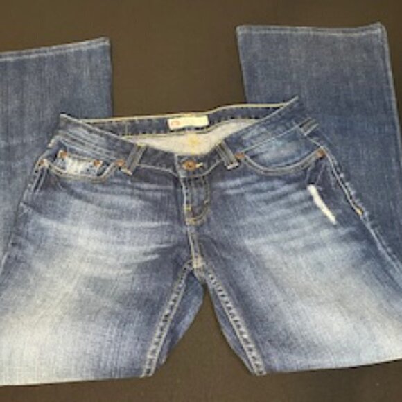 Women's BKE Demin, vintage Stardust Stretch flare jeans. Size 27 x 31 1/2 - Picture 3 of 13